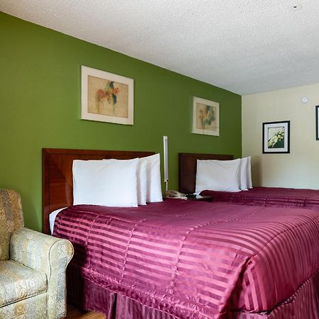 Country Hearth Inn & Suites Marietta Smyrna Exteriér fotografie