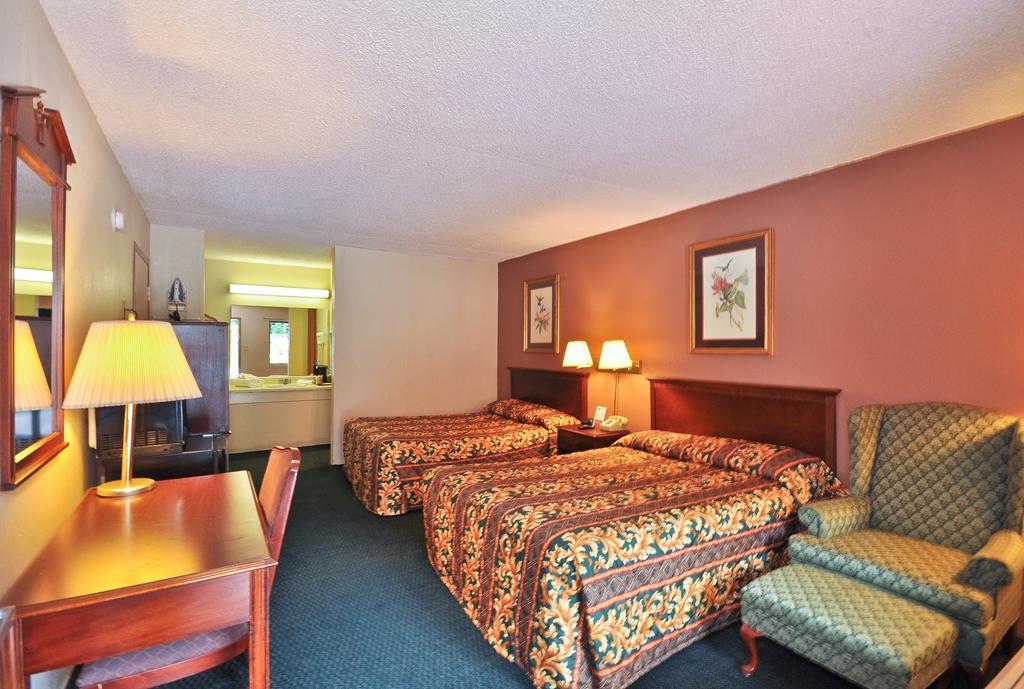 Country Hearth Inn & Suites Marietta Smyrna Pokoj fotografie
