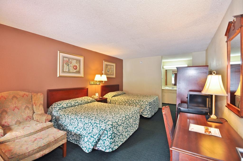 Country Hearth Inn & Suites Marietta Smyrna Pokoj fotografie
